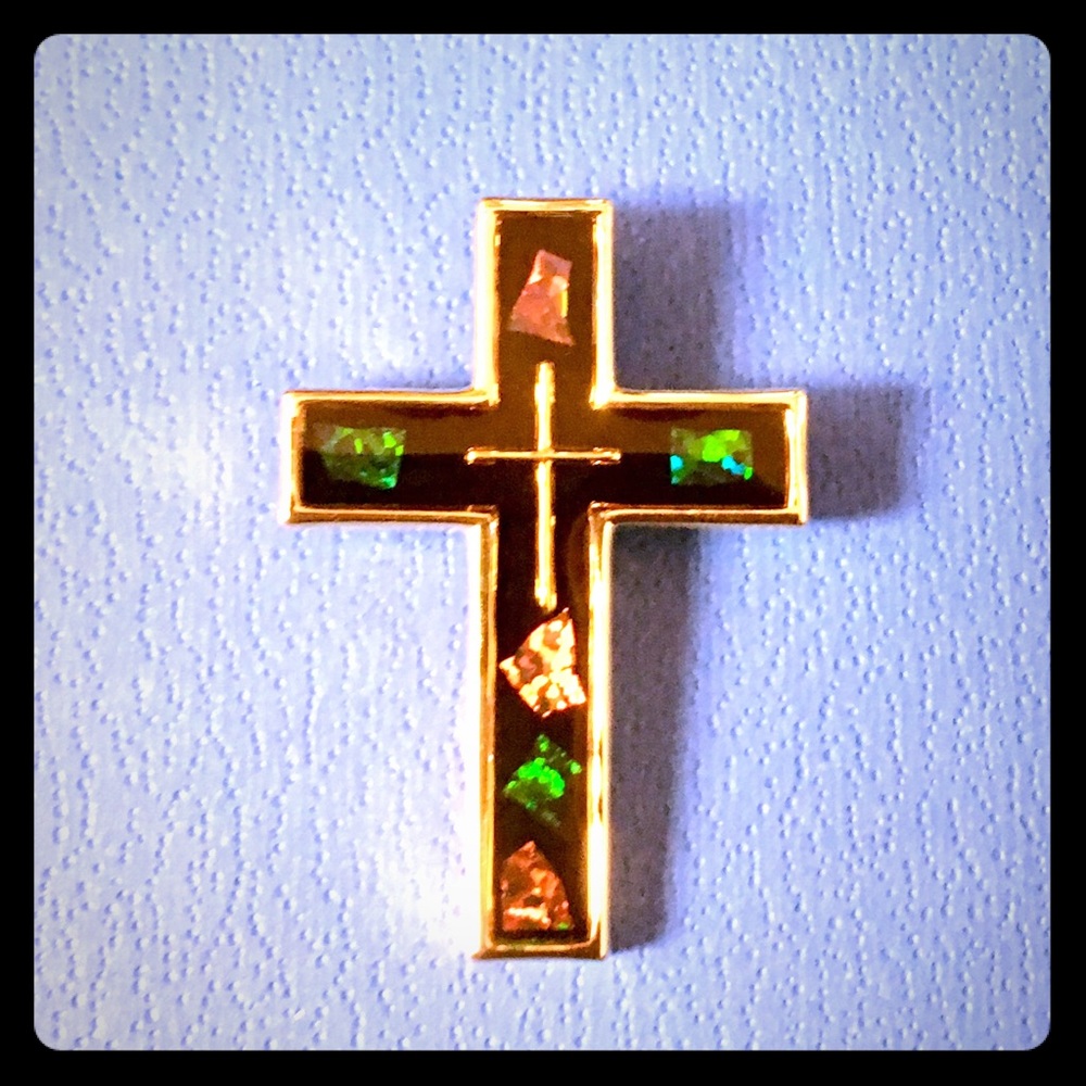 5 Gold Tone Crosses